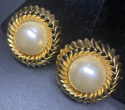 Orecchini chanel vintage anni - chanel,