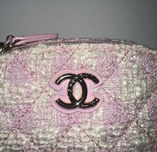 Nuovo regalo CHANEL Makeup VIP con acquisto borsa a tracolla tweed rosa. Senza scatola