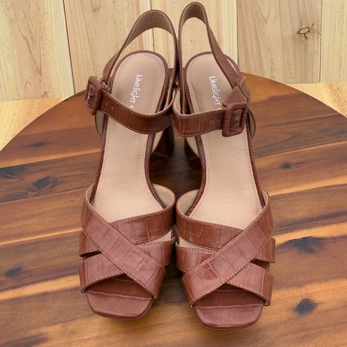 Scarpe eleganti con tacco alto