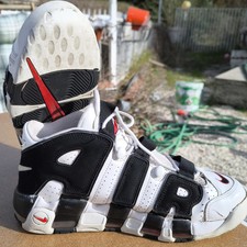 scarpa nike More Uptempo
