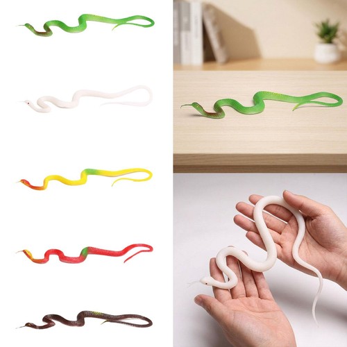 Spaventoso serpente giocattolo