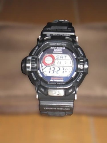 Orologio radiocomandato solare