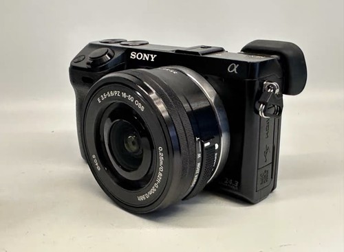 Fotocamera digitale mirrorless