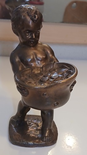 Putto con elmo - , in