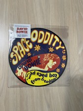 DAVID BOWIE - SPACE ODDITY -