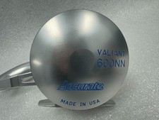 Valiant preciso passo lento