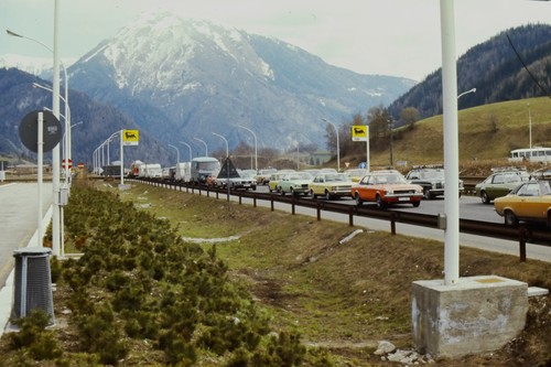 Insegna stazione servizio - stazione,