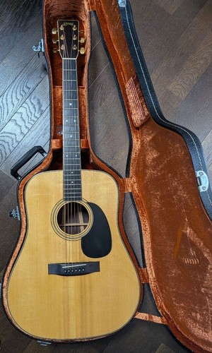 Chitarra acustica vintage - , s