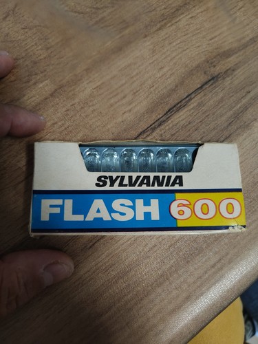 Flash 600 sylvania per - 600,