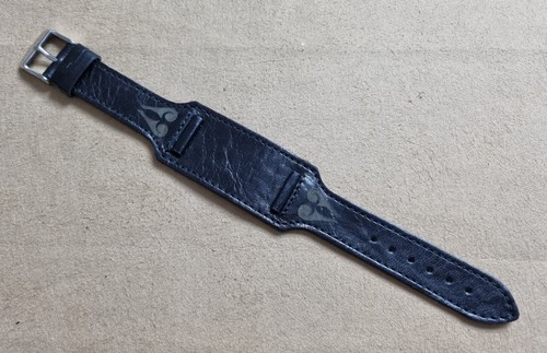 Vintage black leather watch