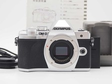 Olympus OM-D E-M10 Mark III