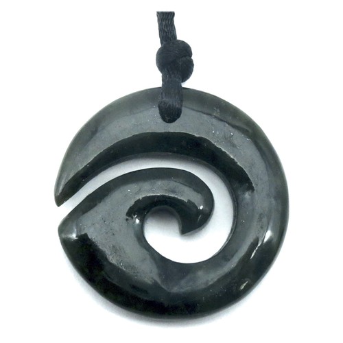 Ciondolo maori nefrite - maori, koru