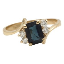 Anello in oro giallo massiccio