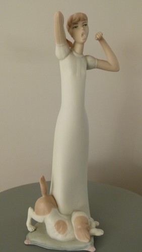 Porceval spain stretching girl - spain,