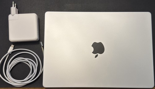 Apple macbook pro - macbook, m1