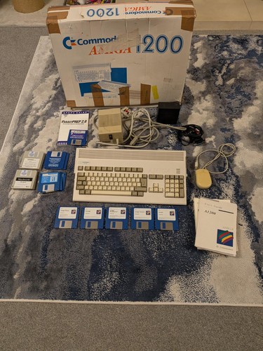 Pacchetto computer commodore - computer,