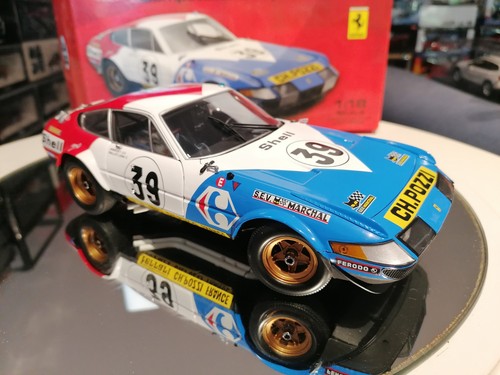 Kyosho ferrari 365 - 1/18,