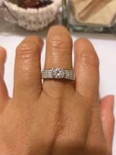 Anello Solitario 1,5ct e cubic