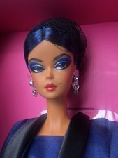 Barbie Signature Zaffiro 65° Anniversario Fashion Model Silkstone Doll HRM60