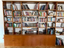 LIBRERIA LEGNO MASSICCIO 8 CASSETTI 4 ANTE  LUN.̂300 ALT.250 LAR.35