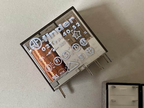 Lotto rele 12v vdc - 12v, finder
