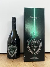 Dom perignon champagne - perignon,