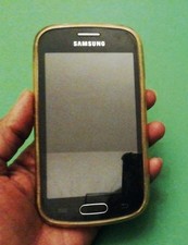 Telefono Cellulare vintage SAMSUNG GT-S7390  senza batteria -leggere descrizione