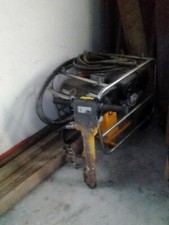 centralina a olio piu martello pneomatico