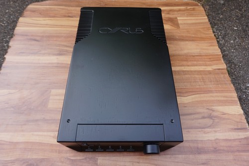 Amplificatore integrato - , di