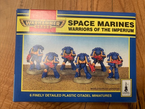 Warhammer 40k space marine - space,