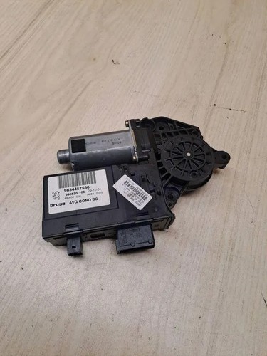 Motore alzavetro anteriore
