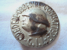 anni 20 ventennio onb gil coloniale uniformi distintivi fez rsi arditi mvsn ccnn