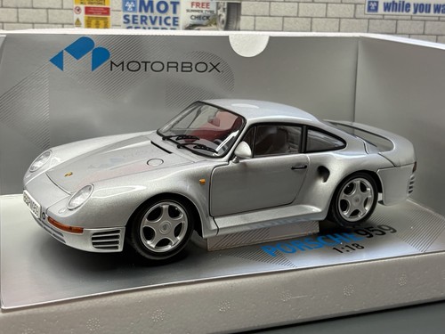 Boxed exoto motorbox - 1:18,