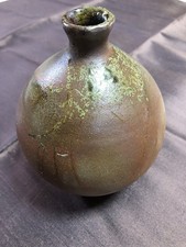 Antico vaso piccolo in