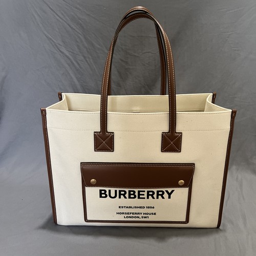 Borsa burberry freya media - borsa,