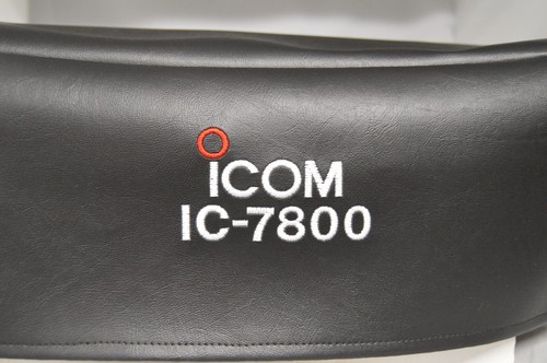 Icom 7800 con maniglie rack - con,