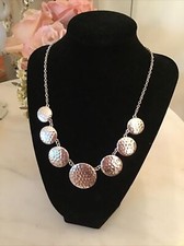 Collana con ciondolo