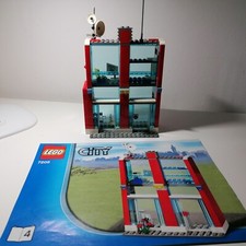 LEGO® CityCaserma dei Pompieri5-12 | #7208 | 662 pezziAnno: 2009 Di Seconda Mano