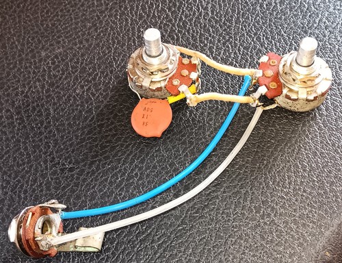 Pentole per chitarra basso
