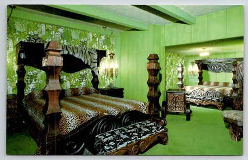 Madonna inn safari - madonna, room