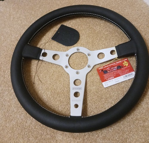 Volante momo prototipo - volante,