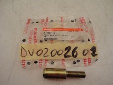 Perno adattore forcellone