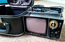 Micro TV portatile Sony vintage anni 60