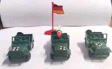 Lotto 3 Jeep Militari Giocattolo Colore Verde in Plastica Fanteria Tedesca.