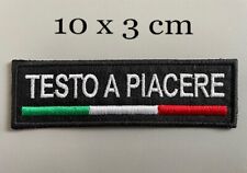 PATCH PERSONALIZZATA RICAMATA CON TESTO SU BASE NERA CM.10X3 -TERMOADESIVA