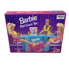 VINTAGE 1993 BARBIE MALL SNACK