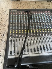Mixer Allen & Heath GL2400 allen &heath 24 ch. +Flightcase