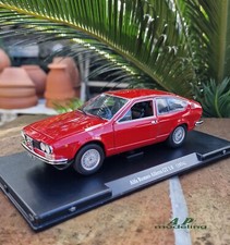 modellino auto 1/24 alfa romeo alfetta GT 1.8 del 1974 rossa modellini vintage