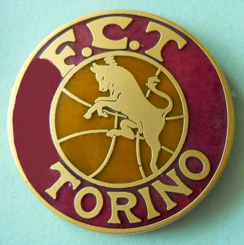 Distintivo spilla pin - spilla, badge