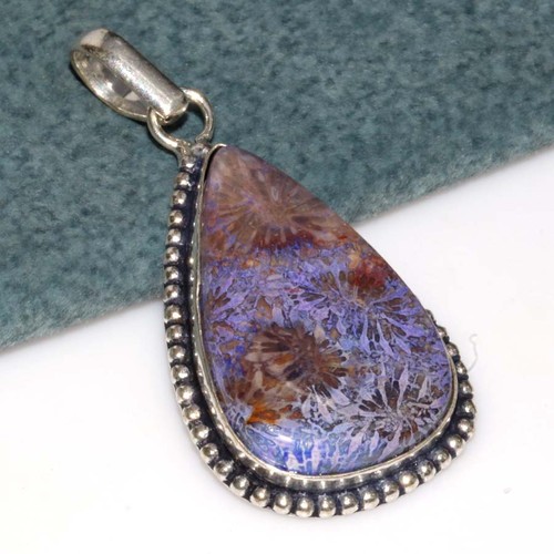 Ciondolo corallo fossile - , viola